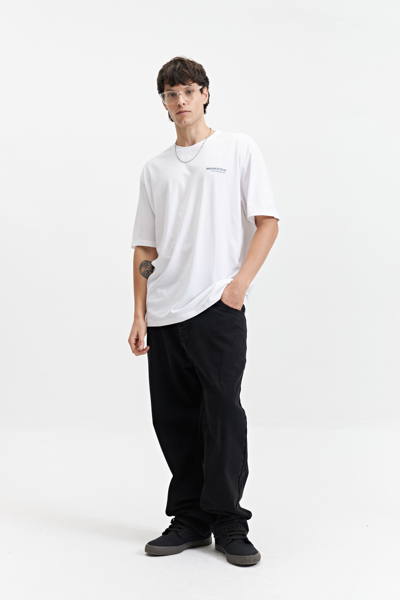 REMERA HENRI
