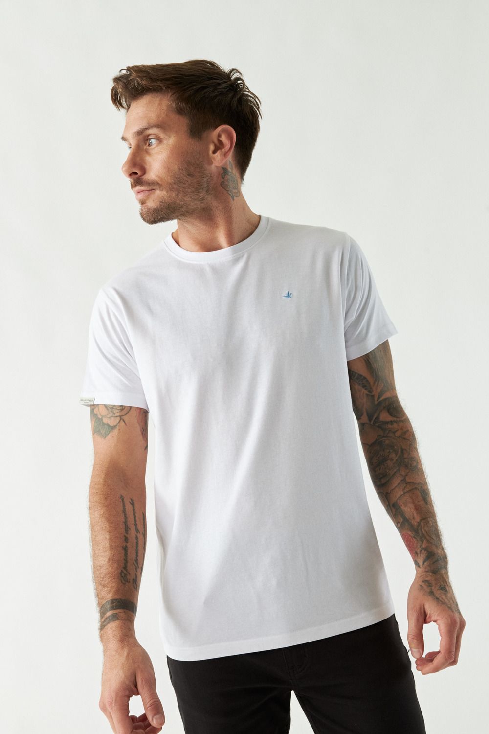 REMERA HANDAL