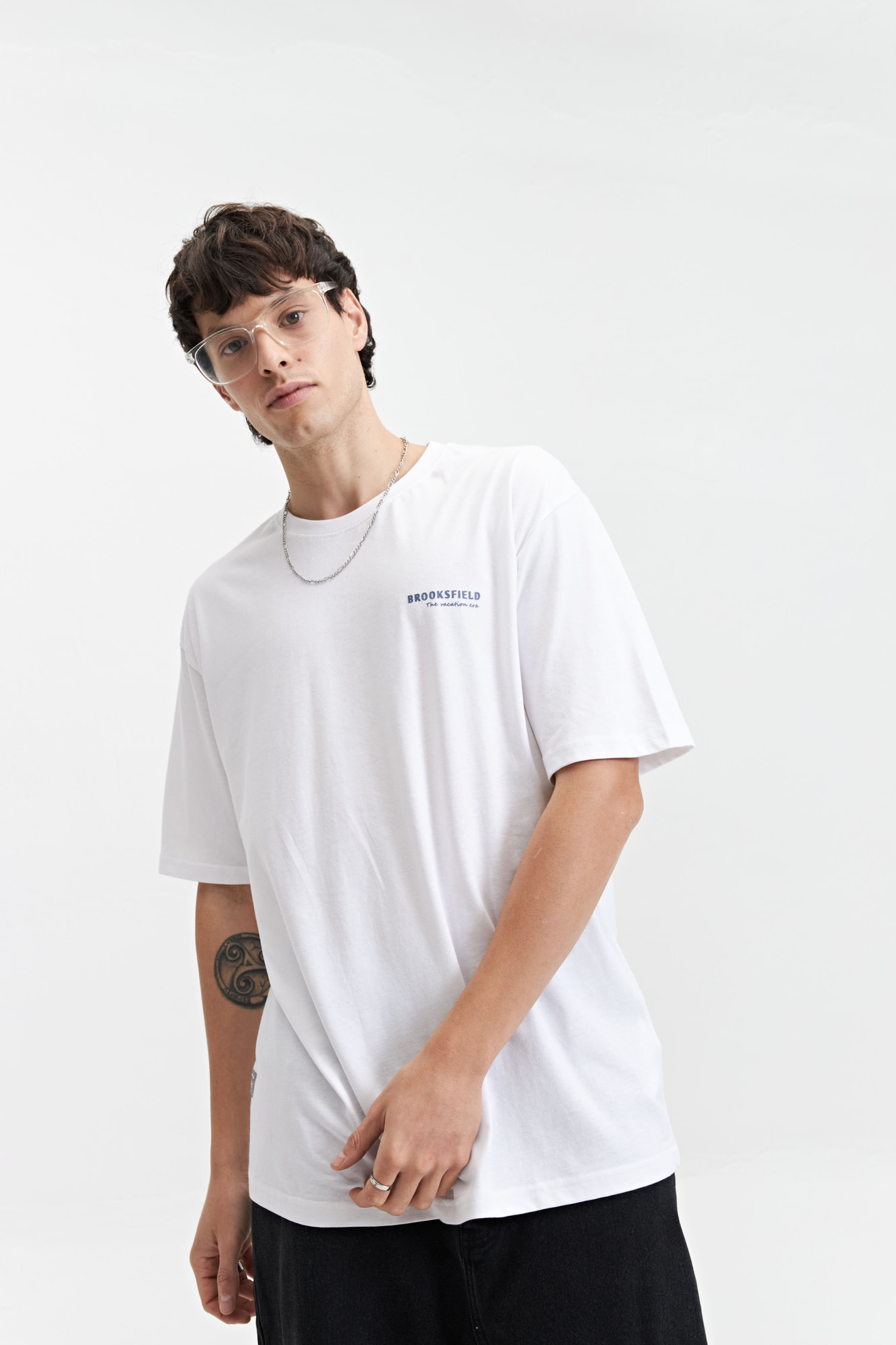 REMERA HENRI