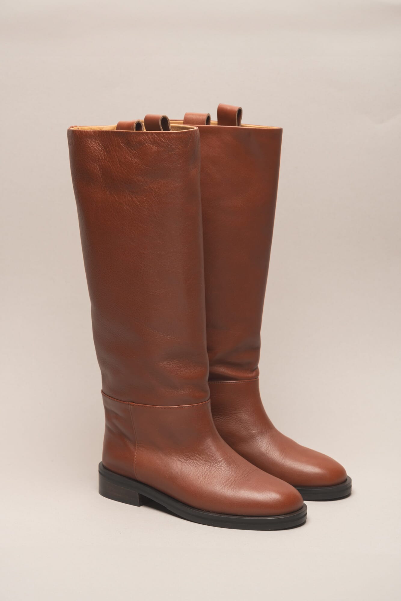Bota Carlota