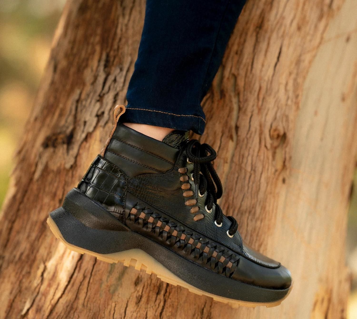 BOTA DEPORTIVA